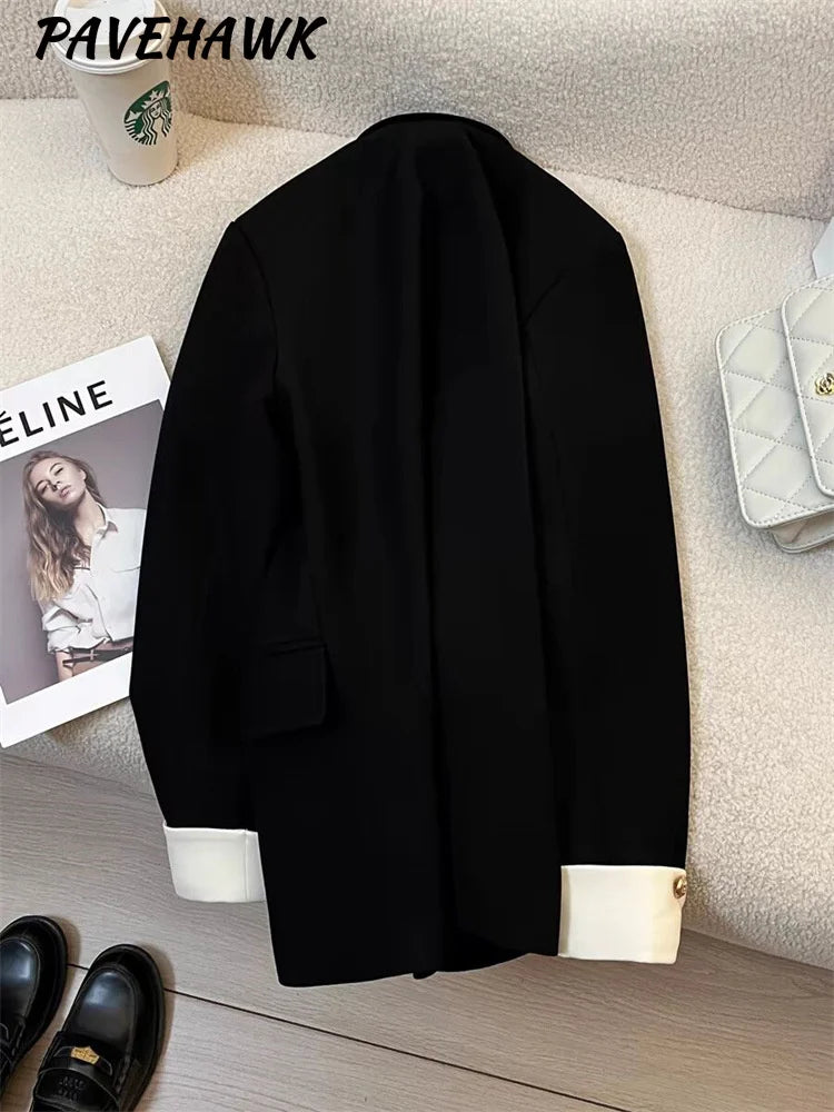 Elegant Women's Blazer