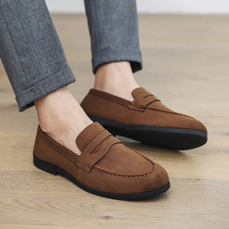 Retro Suede Loafers Man Comfortable Low Cut Casual Shoes Men Slip-On