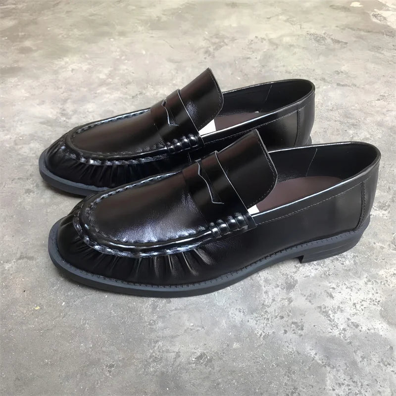 The classic silhouette of the new French